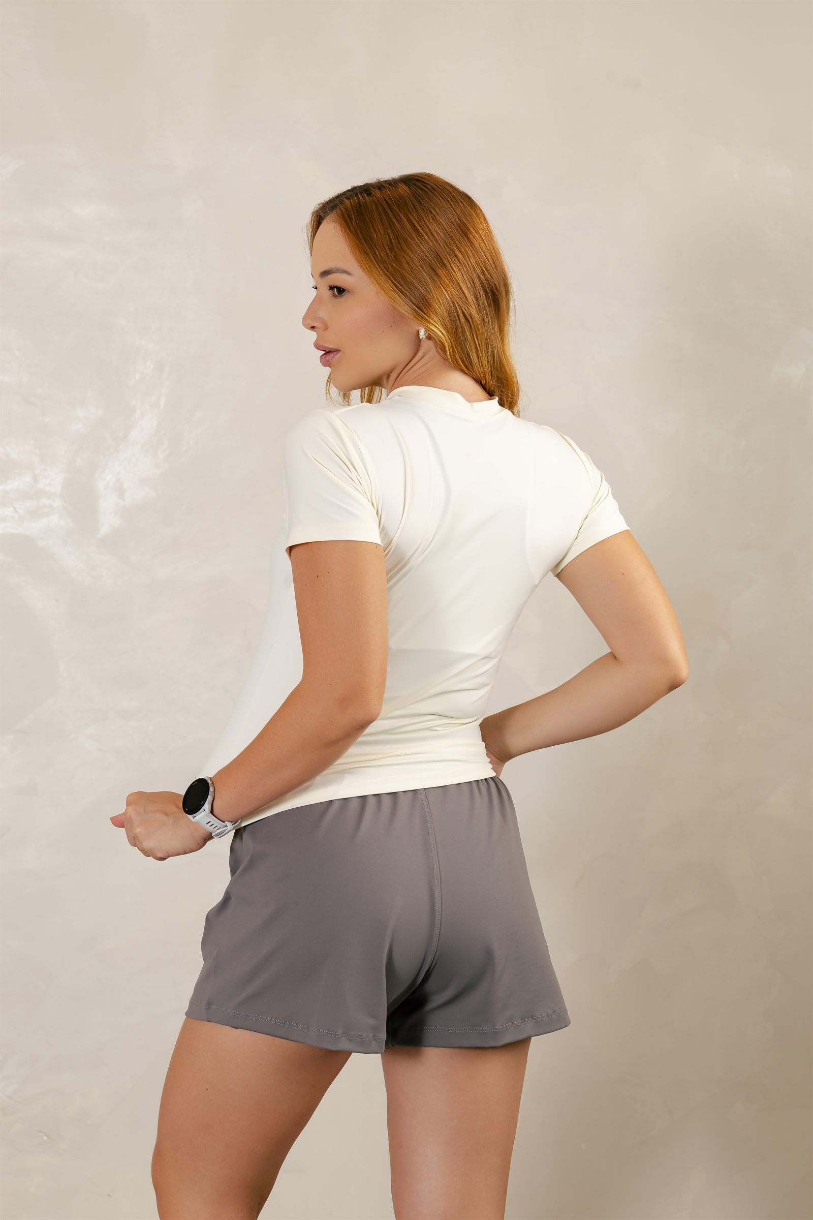 Blusa Slim Fit — Off White